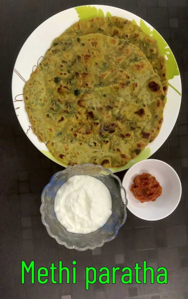 Methi paratha with curd and pickle, Methi paratha recipe.