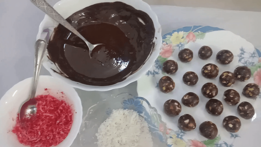 All ingredients, Energy date balls. 