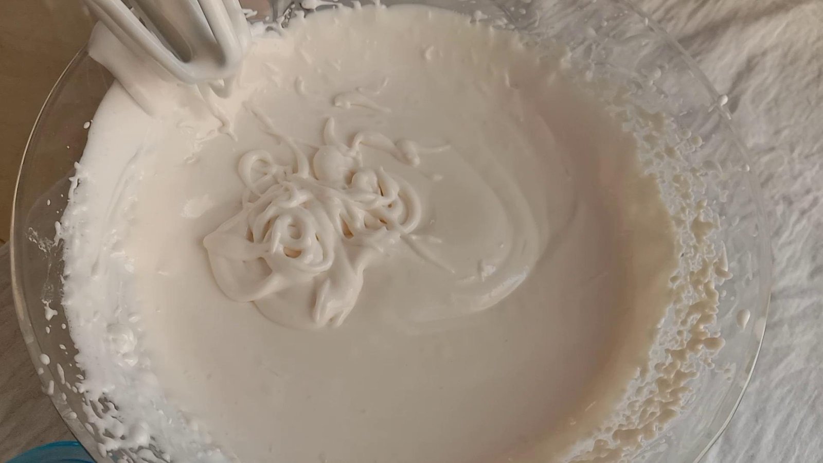 Whipping cream with chocolate mix, Kit kat Ice cream