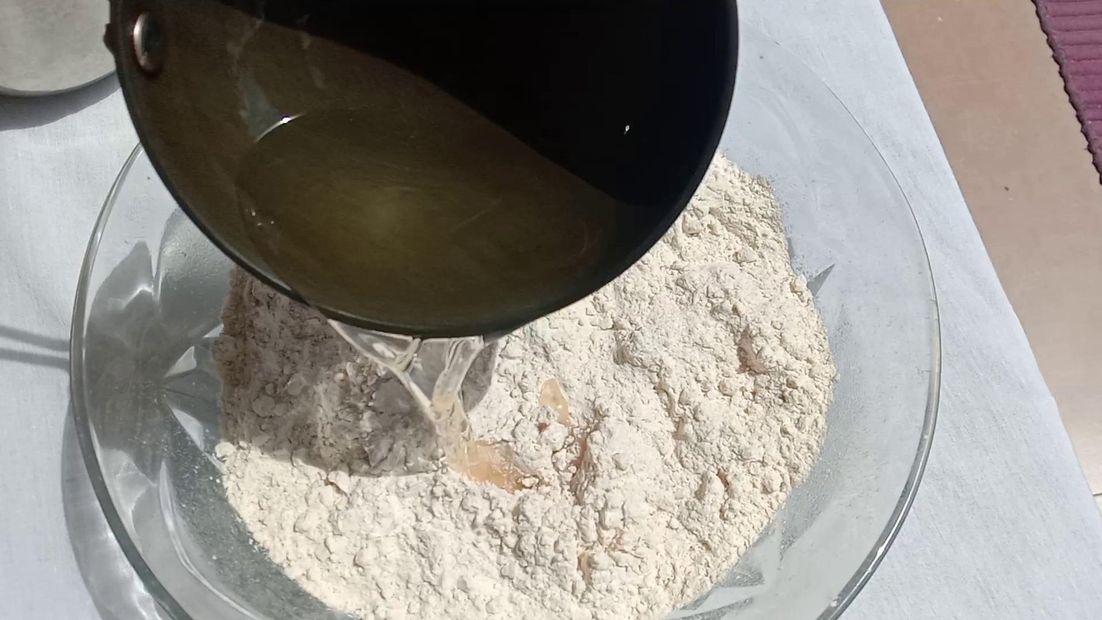 Mixing oil with flour, Egg paratha | Anda paratha recipe